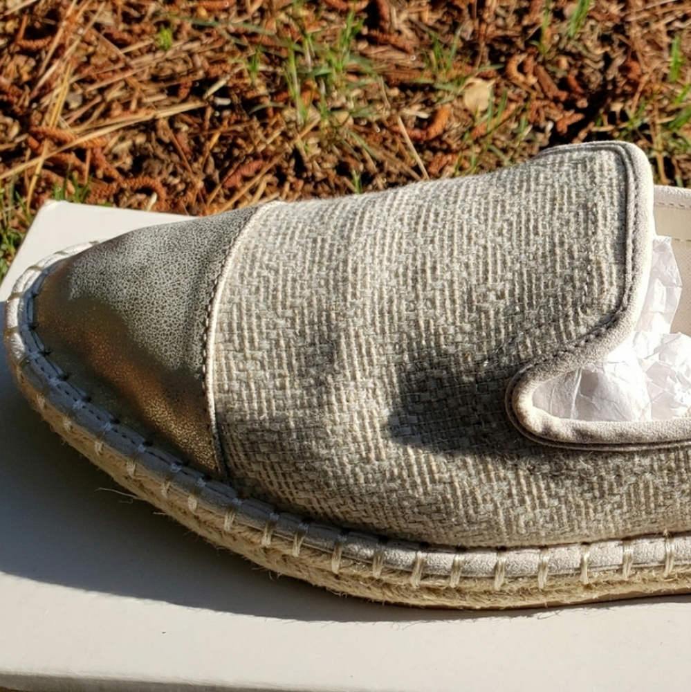 Universal Thread Good Co. Shoes- Size 9 1/2 - Picture 4 of 8